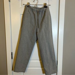 ARITIZIA THE GROUP BABATON JIMMY PANT ANKLE CROPPED TROUSER IN GREY SIZE XXS